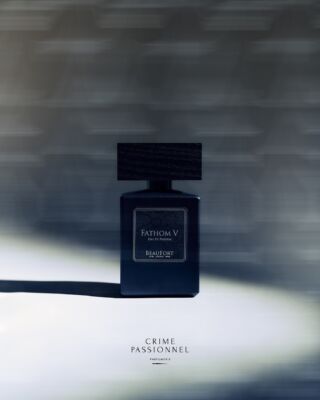 A fragrance for the intrepid: challenging preconceptions of what ‘Aquatic’ truly means. In contrasting the above and below, light and shade, we imagine the eternally changing state of the sea – in constant flux between calm and wild.

Salt meets earth, sparkling herbals blend with dark mosses, bright floral notes meet intense dark spices and pepper.

📷 @tobiashoffmannn 

#crimepassionnel #nicheperfume #bouitigue #copenhagen #beaufortlondon #fathomv