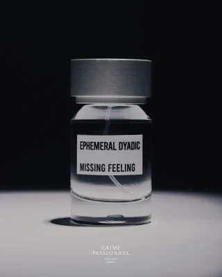 An August breeze, under peach trees and mediterranean daydreams.

📷 @tobiashoffmannn 

#crimepassionnel #nicheperfume #boutique #perfumeboutique #copenaghen #ephemeraldyadic #missingfeeling