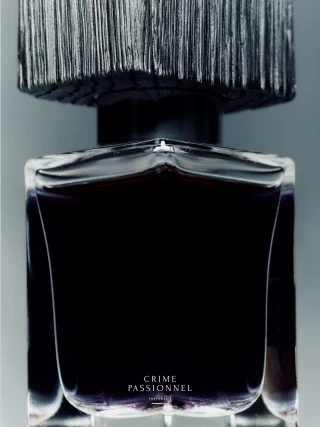 Hush before the first luscious hit of hash.
It took six years of smoking, scenting, trying and creating The Black Afgano.

📷 @tobiashoffmannn 

#crimepassionnel #nicheperfume #boutique #copenhagen #perfumeboutique #nasomatto #blackafgano