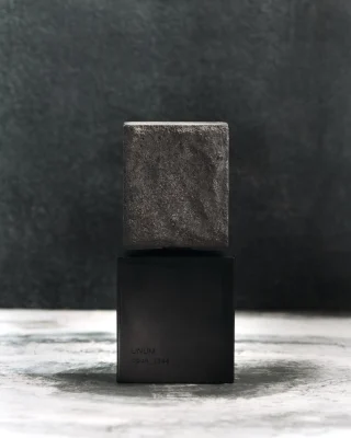 The true smell of Gothic, which begins with the laying of the first stone of the basilica of Saint Denis at the gates of Paris in 1144. From that moment the gothic becomes unmistakable, histrionic, rich in symbolism and rich in necessary special light.

Bright and sparkling opening of citruses. Shalimar attraction expressed through rich vanilla and intoxicating Jasmin laced with powdery Iris. Base reveals dark resins, smoky leather, incense, spicy sandalwood and sexy ambergris.

📷 @silasstaal 
🎬 @scena__studio 

#crimepassionnel #nicheperfume #boutique #copenhagen #filipposorcinelli