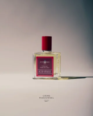Plunge into the heart of Flowers and Fruits, and their power of seduction! Always innovative in the Art of Perfume, AFFINESSENCE has included an “attractive heart” in this unprecedented fragrance, to stimulate your sensuality and increase your power of seduction!

Imagine the ROSE DE GRASSE, proud and noble, wrapped in the attractive and original scents of LIQUORICE essence. With a hint of Anise (Badiane essence) and nuances of Violet-Lychee, its trail, fragrant with Magnolia essence, becomes irresistible.

📷 @tobiashoffmannn 

#crimepassionnel #nicheperfume #perfumeboutique #copenaghen #affinessence