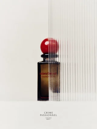 Within the cosmic expanse, where stars echo ancient tales and galaxies spin cosmic wonders, Ethereal Soul hails as a celestial elixir, transcending time and space..

Like a comet’s luminous trail, its opening notes of bergamot, lemon, and cherry blaze a path through the darkness, guiding souls on a journey beyond mortal confines, where dreams dance with reality. As the fragrance evolves, a cosmic ballet of blackcurrant and raspberry turn in slow orbit, while freesia, iris, and jasmine flourish as cosmic flowers in the ethereal void. Veiled in amber, musk, and mossy notes, Ethereal Soul lingers in a celestial nexus, reminding us of the eternal connection between mind, body, and soul.

📷 @tobiashoffmannn 

#crimepassionnel #nicheperfume #perfumeboutique #copenhagen #reinventedparfums