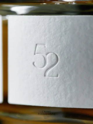 A luminous and poetic perfumery, where each creation dialogues with the world, between memory and revelation, between oneself and others.

📷 @tobiashoffmannn 

#crimepassionnel #nicheperfume #perfumeboutique #copenhagen #chambre52