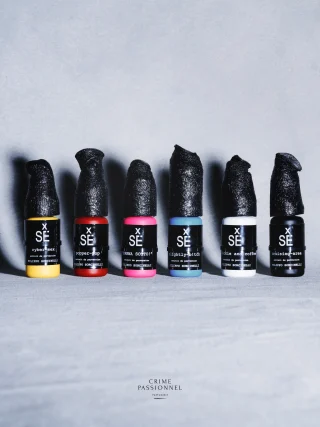 New Arrival!

Even for those who don’t want to know... Sexuality is a fundamental and integral part of the human being. Losing oneself in the silence of one’s intimacy means being able to look beyond (Latin “Transgredi”), that is, going beyond the limits of what is lawful.

📷 @tobiashoffmannn 

#crimepassionnel #nicheperfume #perfumeboutique #xse #filipposorcinelli